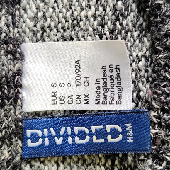 Sweater - Picture 2 of 3